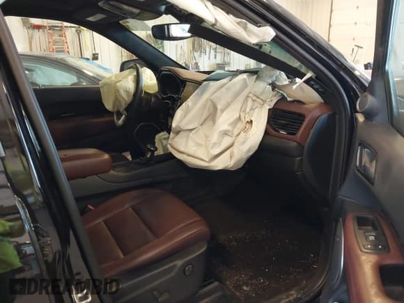 ✅ 2022 Dodge Durango Citadel • VIN: 1C4SDJET8NC133178 • Lot: 42559755. Listed on IAAI with 61,736 mi. Free auction sales archive from the USA and detailed vehicle history report at DreamBid. Image 5.