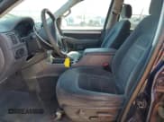 ✅ 2003 Ford Explorer XLT • VIN: 1FMDU73K03UA35738 • Lot: 81672655. Wystawiony na Copart z przebiegiem 187 996 mil. Bezpłatny archiwum sprzedaży aukcyjnych z USA i szczegółowy raport historii pojazdu na DreamBid. Zdjęcie 7.