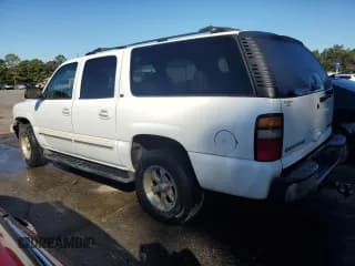 ✅ 2005 Chevrolet Suburban LT • VIN: 3GNEC16Z55G271476 • Lot: 76740214. Wystawiony na Copart z przebiegiem Nie podano. Bezpłatny archiwum sprzedaży aukcyjnych z USA i szczegółowy raport historii pojazdu na DreamBid. Zdjęcie 2.