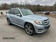 ✅ 2013 Mercedes-Benz GLK 350 • VIN: WDCGG8JB9DG051917 • Lot: 94727135. Listed on Copart with 102,227 mi. Free auction sales archive from the USA and detailed vehicle history report at DreamBid. Image 4.