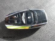 ✅ 2019 Aston Martin Vantage • VIN: SCFSMGAW6KGN01639 • Lot: 41199331. Wystawiony na IAAI z przebiegiem 37 462 mil. Bezpłatny archiwum sprzedaży aukcyjnych z USA i szczegółowy raport historii pojazdu na DreamBid. Zdjęcie 11.