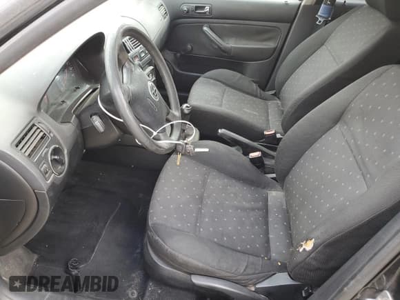 ✅ 1999 Volkswagen Jetta GL • VIN: 3VWRC29M1XM016289 • Lot: 80192555. Listed on Copart with 274,778 mi. Free auction sales archive from the USA and detailed vehicle history report at DreamBid. Image 7.