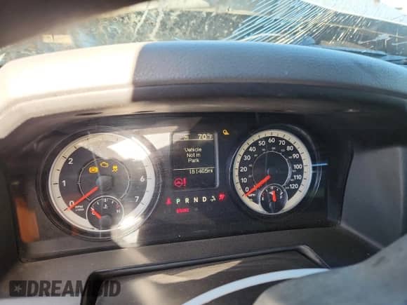 2019 Ram 1500 Express с VIN 1C6RR7FTXKS541661, выставлен на аукционе Copart как лот 86901505 с пробегом 181 465 миль миль и Списание • Salvage title. История ставок и продаж доступна на DreamBid. Изображение 9.