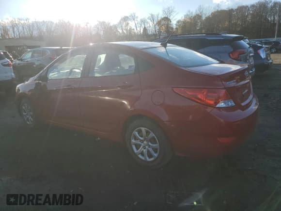 ✅ 2013 Hyundai Accent GLS • VIN: KMHCT4AE1DU514682 • Лот: 82362724. Опубликован ранее на Copart с пробегом 111 084 миль. Бесплатный доступ к архиву аукционных продаж из США и подробный отчёт об истории автомобиля на DreamBid. Изображение 2.