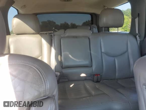 2003 Chevrolet Tahoe LT z VIN 1GNEK13Z13R135334, wystawiony jako Copart lot #81595775 z przebiegiem Nie podano mil oraz Szkoda całkowita • Salvage title. Historia ofert i sprzedaży dostępna na DreamBid. Obrazek 10.