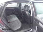 ✅ 2013 Volkswagen Passat SE • VIN: 1VWBH7A38DC032697 • Лот: 42446672. Опубликован ранее на IAAI с пробегом 287 102 миль. Бесплатный доступ к архиву аукционных продаж из США и подробный отчёт об истории автомобиля на DreamBid. Изображение 8.