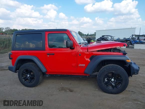 ✅ 2020 Jeep Wrangler Sport S • VIN: 1C4GJXAN7LW204973 • Lot: 43255903. Wystawiony na IAAI z przebiegiem 91 647 mil. Bezpłatny archiwum sprzedaży aukcyjnych z USA i szczegółowy raport historii pojazdu na DreamBid. Zdjęcie 14.