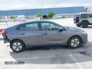 ✅ 2019 Hyundai Ioniq Blue • VIN: KMHC65LC5KU180033 • Lot: 41320893. Wystawiony na IAAI z przebiegiem 71 985 mil. Bezpłatny archiwum sprzedaży aukcyjnych z USA i szczegółowy raport historii pojazdu na DreamBid. Zdjęcie 14.