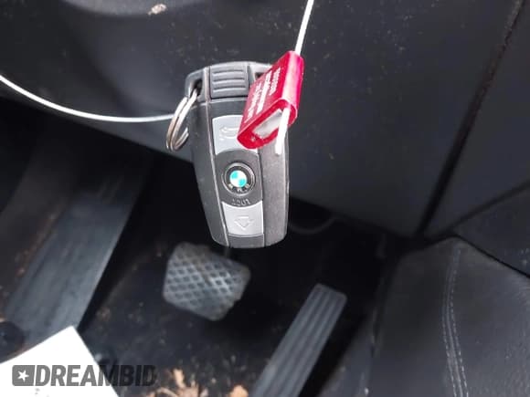 ✅ 2009 BMW 6 Series 650i • VIN: WBAEB53539CX64275 • Лот: 42695727. Опубликован ранее на IAAI с пробегом 106 768 миль. Бесплатный доступ к архиву аукционных продаж из США и подробный отчёт об истории автомобиля на DreamBid. Изображение 11.