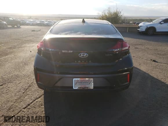 ✅ 2022 Hyundai Ioniq SE • VIN: KMHC75LC7NU279373 • Lot: 74606124. Wystawiony na Copart z przebiegiem 46 886 mil. Bezpłatny archiwum sprzedaży aukcyjnych z USA i szczegółowy raport historii pojazdu na DreamBid. Zdjęcie 6.