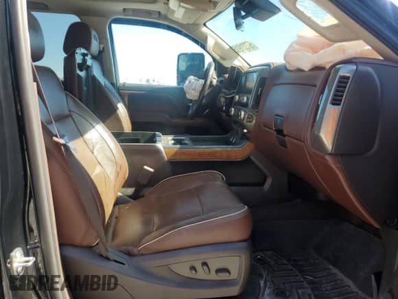 2016 Chevrolet Silverado 3500HD High Country с VIN 1GC4K1E80GF259188, выставлен на аукционе Copart как лот 57331915 с пробегом 151 974 миль миль и Списание • Salvage title. История ставок и продаж доступна на DreamBid. Изображение 5.