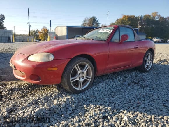 ✅ 2004 Mazda MX-5 Miata Cloth • VIN: JM1NB353340402430 • Lot: 77413414. Wystawiony na Copart z przebiegiem 227 831 mil. Bezpłatny archiwum sprzedaży aukcyjnych z USA i szczegółowy raport historii pojazdu na DreamBid. Zdjęcie 1.