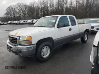 2003 GMC Sierra 1500 SLE with VIN 2GTEK19V431180936, listed as a Copart auction lot 49256215 with 291,334 mi miles and Clean title. Bid and sale history available at DreamBid. Image 1.