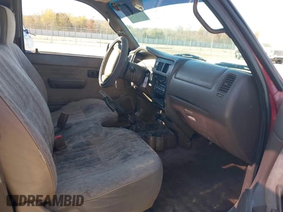 ✅ 1998 Toyota Tacoma • VIN: 4TAPM62N6WZ090012 • Лот: 43706299. Опубликован ранее на IAAI с пробегом 281 567 миль. Бесплатный доступ к архиву аукционных продаж из США и подробный отчёт об истории автомобиля на DreamBid. Изображение 5.