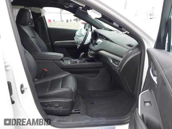 ✅ 2022 Cadillac XT4 FWD Premium Luxury • VIN: 1GYFZCR49NF100393 • Lot: 42497187. Listed on IAAI with 23,672 mi. Free auction sales archive from the USA and detailed vehicle history report at DreamBid. Image 5.