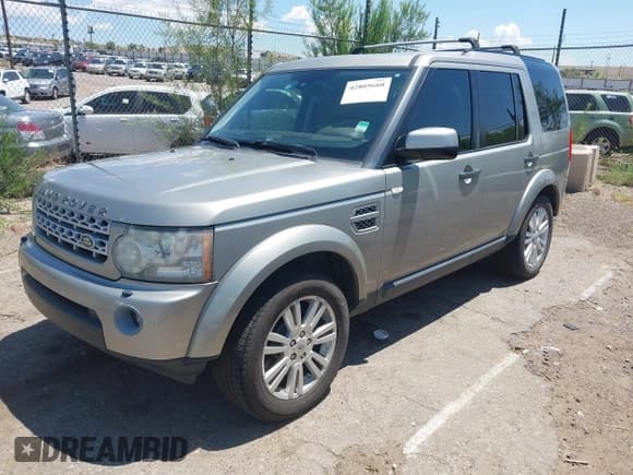 ✅ 2010 Land Rover LR4 Lux • VIN: SALAK2D41AA535124 • Лот: 42805660. Опубликован ранее на IAAI с пробегом 173 811 миль. Бесплатный доступ к архиву аукционных продаж из США и подробный отчёт об истории автомобиля на DreamBid. Изображение 2.