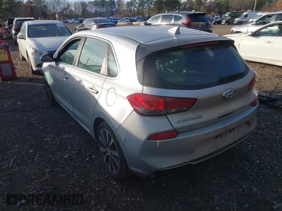✅ 2018 Hyundai Elantra • VIN: KMHH35LE5JU078875 • Lot: 43727813. Listed on IAAI with 219,081 mi. Free auction sales archive from the USA and detailed vehicle history report at DreamBid. Image 3.