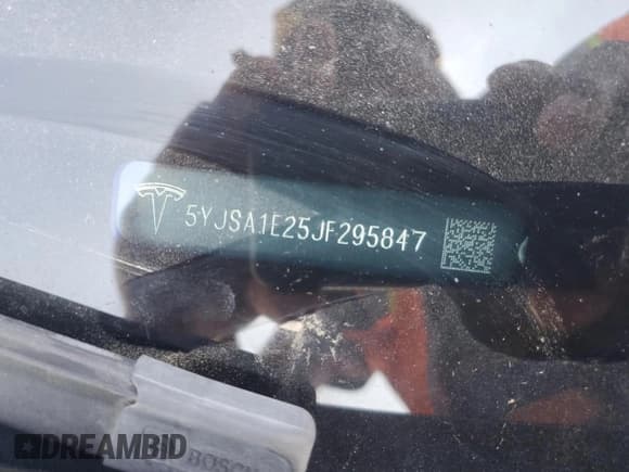 ✅ 2018 Tesla Model S 75D • VIN: 5YJSA1E25JF295847 • Лот: 80678595. Опубликован ранее на Copart с пробегом 48 621 миль. Бесплатный доступ к архиву аукционных продаж из США и подробный отчёт об истории автомобиля на DreamBid. Изображение 13.