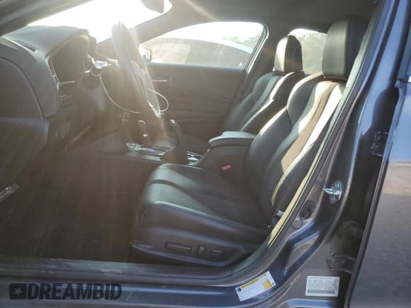 ✅ 2020 Acura ILX Premium • VIN: 19UDE2F88LA004115 • Лот: 69584865. Опубликован ранее на Copart с пробегом 31 230 миль. Бесплатный доступ к архиву аукционных продаж из США и подробный отчёт об истории автомобиля на DreamBid. Изображение 7.