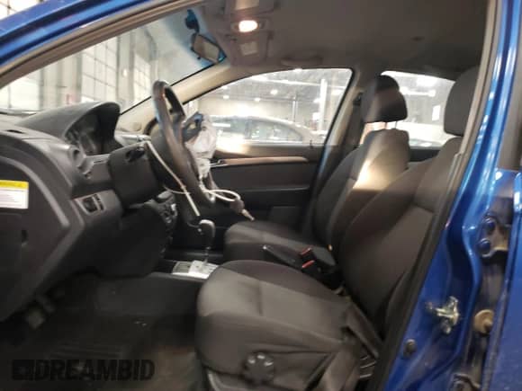 2010 Chevrolet Aveo 1LT z VIN KL1TD5DE9AB051398, wystawiony jako Copart lot #85873554 z przebiegiem 106 426 mil mil oraz Szkoda całkowita • Salvage title. Historia ofert i sprzedaży dostępna na DreamBid. Obrazek 7.