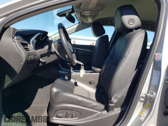 ✅ 2016 Chevrolet Impala LT • VIN: 2G1105SA8G9203766 • Лот: 73324124. Опубликован ранее на Copart с пробегом 57 881 миль. Бесплатный доступ к архиву аукционных продаж из США и подробный отчёт об истории автомобиля на DreamBid. Изображение 7.