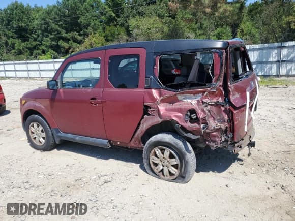 ✅ 2006 Honda Element EX-P • VIN: 5J6YH18746L005710 • Лот: 70493835. Опубликован ранее на Copart с пробегом 311 244 миль. Бесплатный доступ к архиву аукционных продаж из США и подробный отчёт об истории автомобиля на DreamBid. Изображение 2.