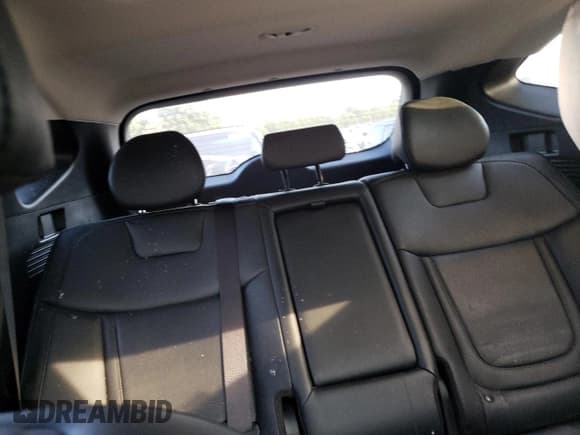 ✅ 2023 Hyundai Tucson Limited • VIN: KM8JECA18PU128127 • Lot: 72675284. Wystawiony na Copart z przebiegiem 5 139 mil. Bezpłatny archiwum sprzedaży aukcyjnych z USA i szczegółowy raport historii pojazdu na DreamBid. Zdjęcie 10.