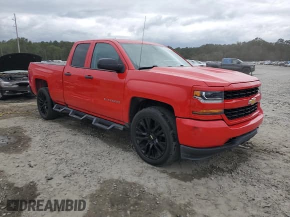 ✅ 2019 Chevrolet Silverado 1500 Custom • VIN: 2GCRCMEC6K1206908 • Lot: 74556734. Wystawiony na Copart z przebiegiem 60 925 mil. Bezpłatny archiwum sprzedaży aukcyjnych z USA i szczegółowy raport historii pojazdu na DreamBid. Zdjęcie 4.