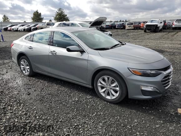 ✅ 2024 Chevrolet Malibu LT • VIN: 1G1ZD5ST0RF132193 • Lot: 90522655. Wystawiony na Copart z przebiegiem 43 500 mil. Bezpłatny archiwum sprzedaży aukcyjnych z USA i szczegółowy raport historii pojazdu na DreamBid. Zdjęcie 4.