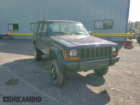 ✅ 1999 Jeep Cherokee SE • VIN: 1J4FF28S0XL541871 • Lot: 59250264. Listed on Copart with Not provided. Free auction sales archive from the USA and detailed vehicle history report at DreamBid. Image 10.