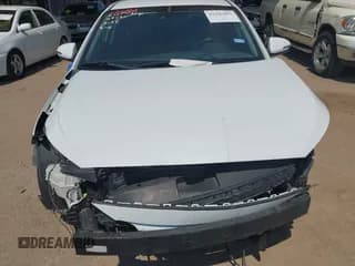 ✅ 2020 Hyundai Elantra SEL • VIN: 5NPD84LF6LH609523 • Lot: 43247283. Listed on IAAI with 66,466 mi. Free auction sales archive from the USA and detailed vehicle history report at DreamBid. Image 6.