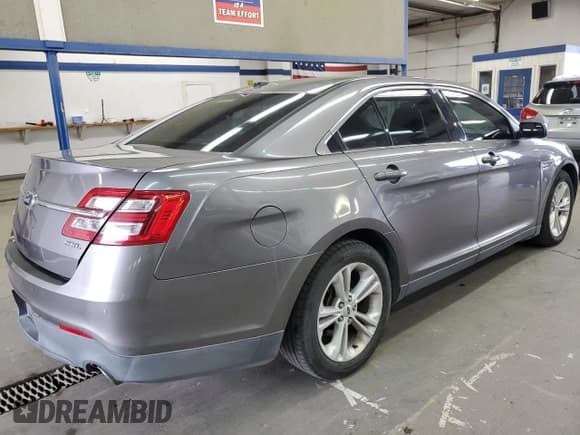 ✅ 2013 Ford Taurus SEL • VIN: 1FAHP2E80DG167499 • Лот: 92427185. Опубликован ранее на Copart с пробегом 224 349 миль. Бесплатный доступ к архиву аукционных продаж из США и подробный отчёт об истории автомобиля на DreamBid. Изображение 3.