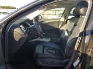 ✅ 2011 Audi A4 Premium Plus • VIN: WAUEFAFL5BN036653 • Lot: 90656185. Wystawiony na Copart z przebiegiem 84 170 mil. Bezpłatny archiwum sprzedaży aukcyjnych z USA i szczegółowy raport historii pojazdu na DreamBid. Zdjęcie 7.