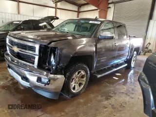 ✅ 2015 Chevrolet Silverado 1500 LT • VIN: 3GCUKREC8FG446176 • Lot: 84887305. Listed on Copart with 101,128 mi. Free auction sales archive from the USA and detailed vehicle history report at DreamBid. Image 1.