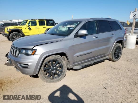 ✅ 2019 Jeep Grand Cherokee Altitude • VIN: 1C4RJEAG3KC615415 • Lot: 84956095. Listed on Copart with 93,933 mi. Free auction sales archive from the USA and detailed vehicle history report at DreamBid. Image 1.