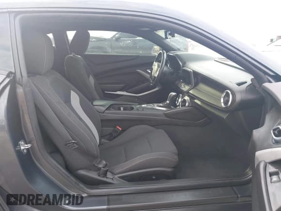 ✅ 2018 Chevrolet Camaro 1SS • VIN: 1G1FF1R75J0189494 • Lot: 41733684. Listed on IAAI with 75,933 mi. Free auction sales archive from the USA and detailed vehicle history report at DreamBid. Image 5.