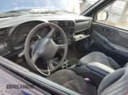 ✅ 1999 Chevrolet S-10 LS • VIN: 1GCCS14X0XK141850 • Лот: 91155105. Опубликован ранее на Copart с пробегом 142 883 миль. Бесплатный доступ к архиву аукционных продаж из США и подробный отчёт об истории автомобиля на DreamBid. Изображение 8.