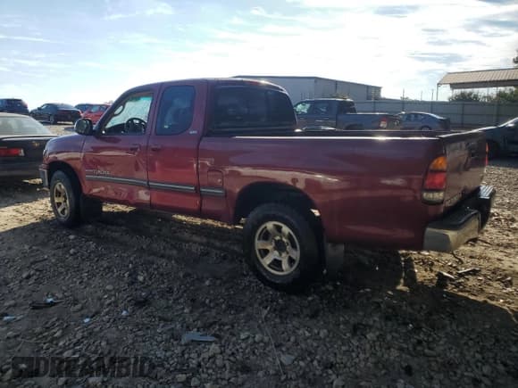 ✅ 2000 Toyota Tundra SR5 • VIN: 5TBRT3418YS068289 • Lot: 87182475. Listed on Copart with 305,979 mi. Free auction sales archive from the USA and detailed vehicle history report at DreamBid. Image 2.