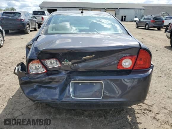 2011 Chevrolet Malibu 1LT z VIN 1G1ZC5E17BF218992, wystawiony jako Copart lot #67691284 z przebiegiem 166 176 mil mil oraz Szkoda całkowita • Salvage title. Historia ofert i sprzedaży dostępna na DreamBid. Obrazek 6.