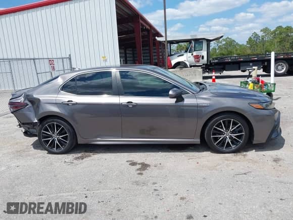 2021 Toyota Camry Hybrid SE с VIN 4T1G31AK8MU554036, выставлен на аукционе IAAI как лот 42032129 с пробегом 57 707 миль миль и . История ставок и продаж доступна на DreamBid. Изображение 13.