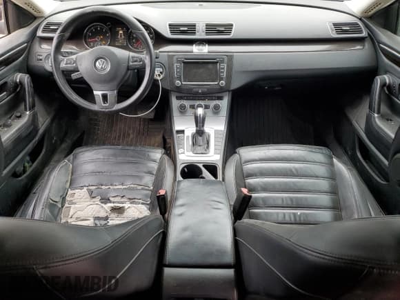 ✅ 2014 Volkswagen CC Executive • VIN: WVWRN7AN7EE524879 • Lot: 87622275. Listed on Copart with 201,153 mi. Free auction sales archive from the USA and detailed vehicle history report at DreamBid. Image 8.