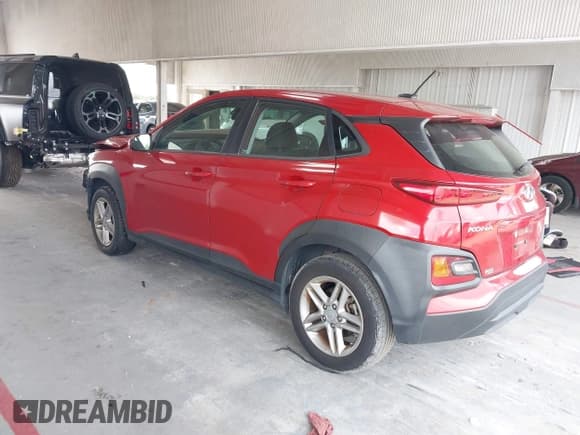 ✅ 2021 Hyundai Kona SE • VIN: KM8K12AA7MU642573 • Лот: 43418599. Опубликован ранее на IAAI с пробегом 74 397 миль. Бесплатный доступ к архиву аукционных продаж из США и подробный отчёт об истории автомобиля на DreamBid. Изображение 3.