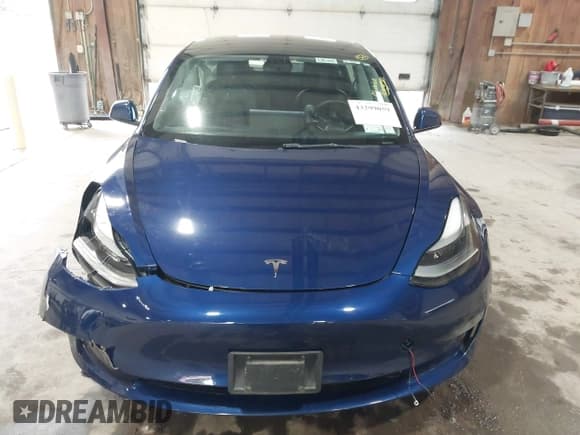 ✅ 2021 Tesla Model 3 Standard Range Plus • VIN: 5YJ3E1EA4MF096115 • Lot: 43299059. Wystawiony na IAAI z przebiegiem 72 322 mil. Bezpłatny archiwum sprzedaży aukcyjnych z USA i szczegółowy raport historii pojazdu na DreamBid. Zdjęcie 12.