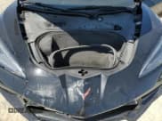 ✅ 2022 Chevrolet Corvette 1LT • VIN: 1G1YA2D49N5103512 • Lot: 54612185. Wystawiony na Copart z przebiegiem 18 479 mil. Bezpłatny archiwum sprzedaży aukcyjnych z USA i szczegółowy raport historii pojazdu na DreamBid. Zdjęcie 10.