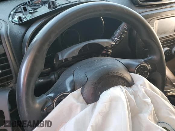 ✅ 2019 Kia Soul • VIN: KNDJN2A22K7018317 • Лот: 89678125. Опубликован ранее на Copart с пробегом Не указан. Бесплатный доступ к архиву аукционных продаж из США и подробный отчёт об истории автомобиля на DreamBid. Изображение 9.