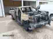 2019 Chevrolet Silverado 1500 Custom Trail Boss z VIN 1GCPYCEF1KZ336227, wystawiony jako IAAI lot #43370631 z przebiegiem Nie podano mil oraz . Historia ofert i sprzedaży dostępna na DreamBid. Obrazek 1.