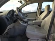 ✅ 2006 Chevrolet Equinox LS • VIN: 2CNDL23F066105430 • Лот: 42198015. Опубликован ранее на Copart с пробегом 122 197 миль. Бесплатный доступ к архиву аукционных продаж из США и подробный отчёт об истории автомобиля на DreamBid. Изображение 7.