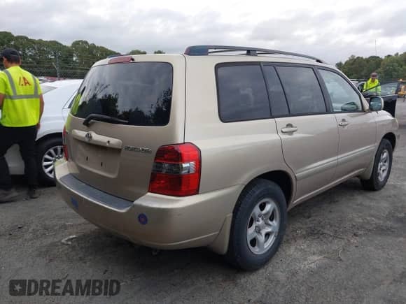 2004 Toyota Highlander с VIN JTEGD21AX40076784, выставлен на аукционе IAAI как лот 43443575 с пробегом 158 028 миль миль и . История ставок и продаж доступна на DreamBid. Изображение 4.