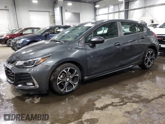 ✅ 2019 Chevrolet Cruze LT • VIN: 3G1BE6SM1KS583289 • Lot: 53042243. Listed on Copart with 53,236 mi. Free auction sales archive from the USA and detailed vehicle history report at DreamBid. Image 1.