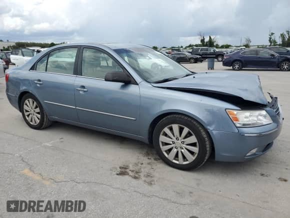 2010 Hyundai Sonata Limited z VIN 5NPEU4AF7AH638481, wystawiony jako Copart lot #70372304 z przebiegiem 109 743 mil mil oraz Szkoda całkowita • Salvage title. Historia ofert i sprzedaży dostępna na DreamBid. Obrazek 4.